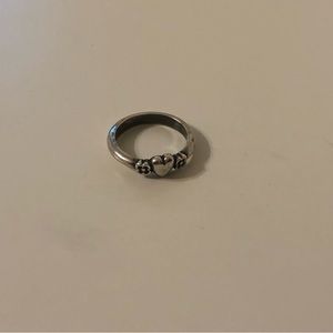 James Avery Heart and Flowers Ring Size 4